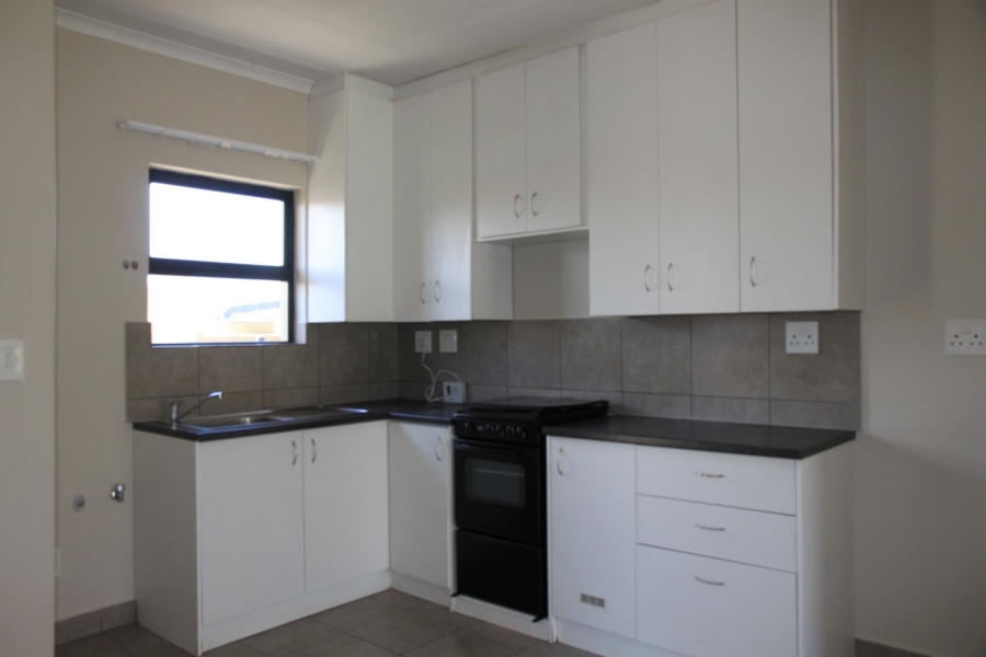 To Let  Bedroom Property for Rent in Kidds Beach Eastern Cape